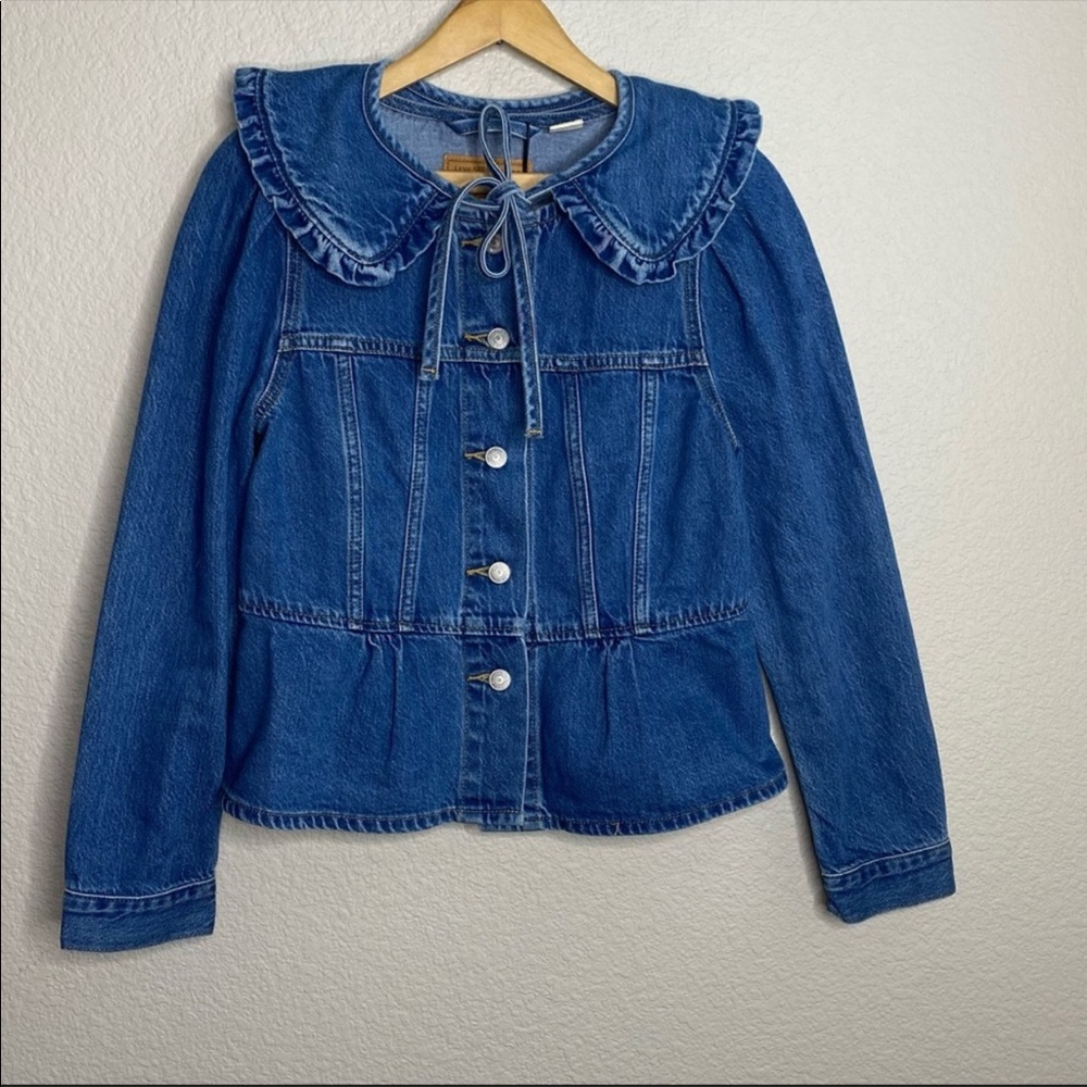 Levi's Blue Jean Jacket with Ruffle Collar - Picture 4 of 15